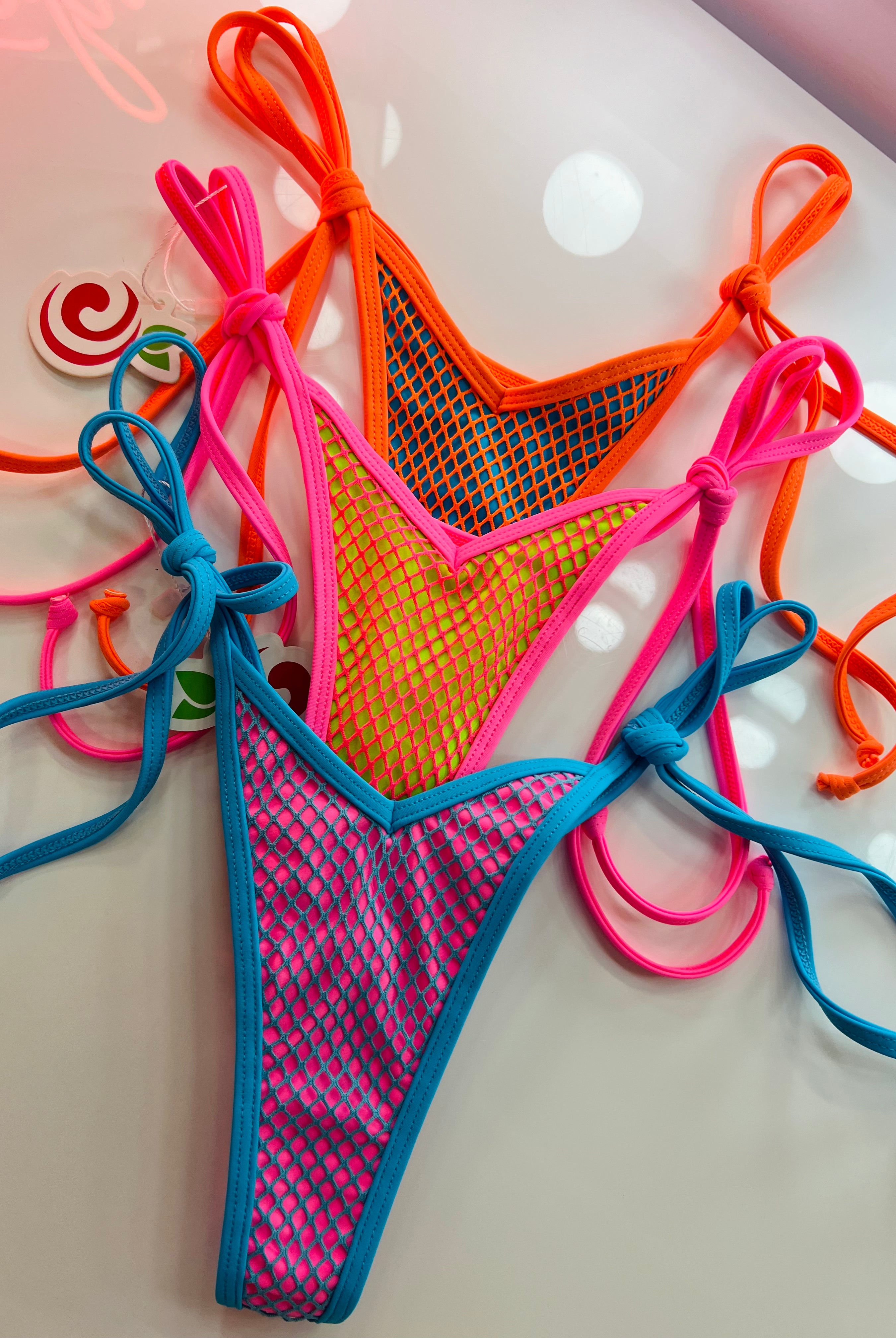 TULUM NEON V CUT BOTTOM-FANTA - Berry Beachy Swimwear