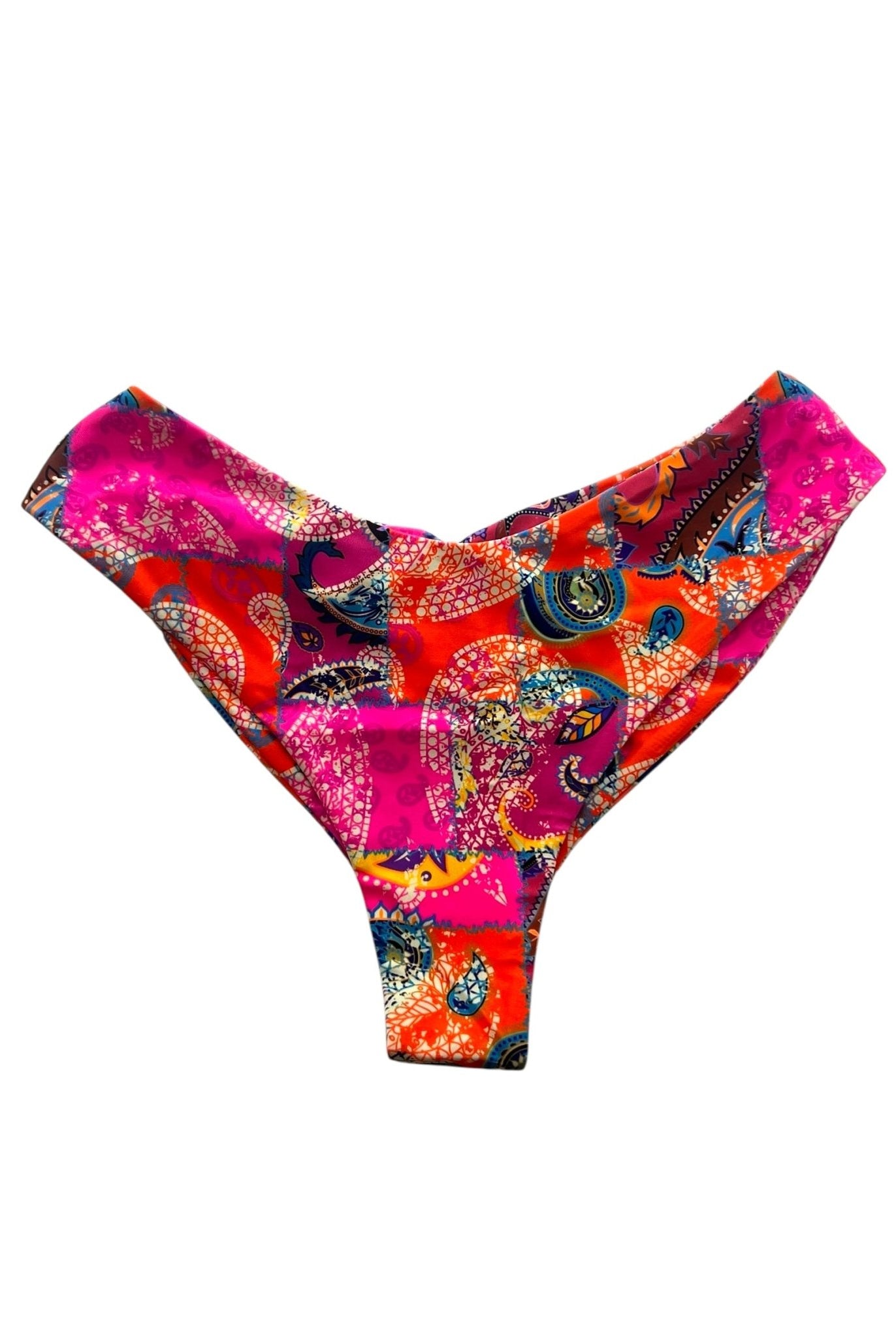 BANDANA BAY MODERATE CHEEKY SCRUNCH BOTTOM - Berry Beachy Swimwear
