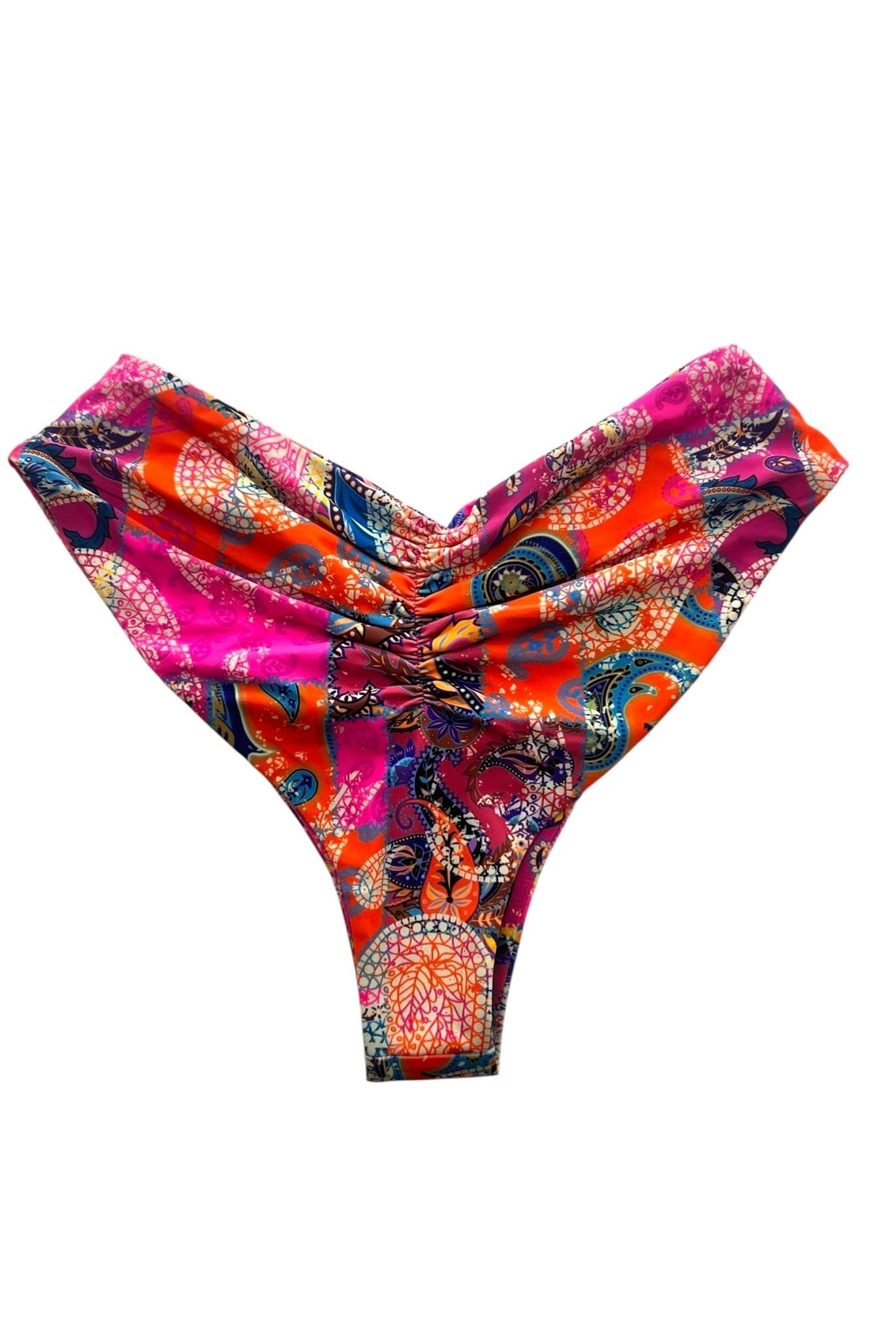 BANDANA BAY MODERATE CHEEKY SCRUNCH BOTTOM - Berry Beachy Swimwear