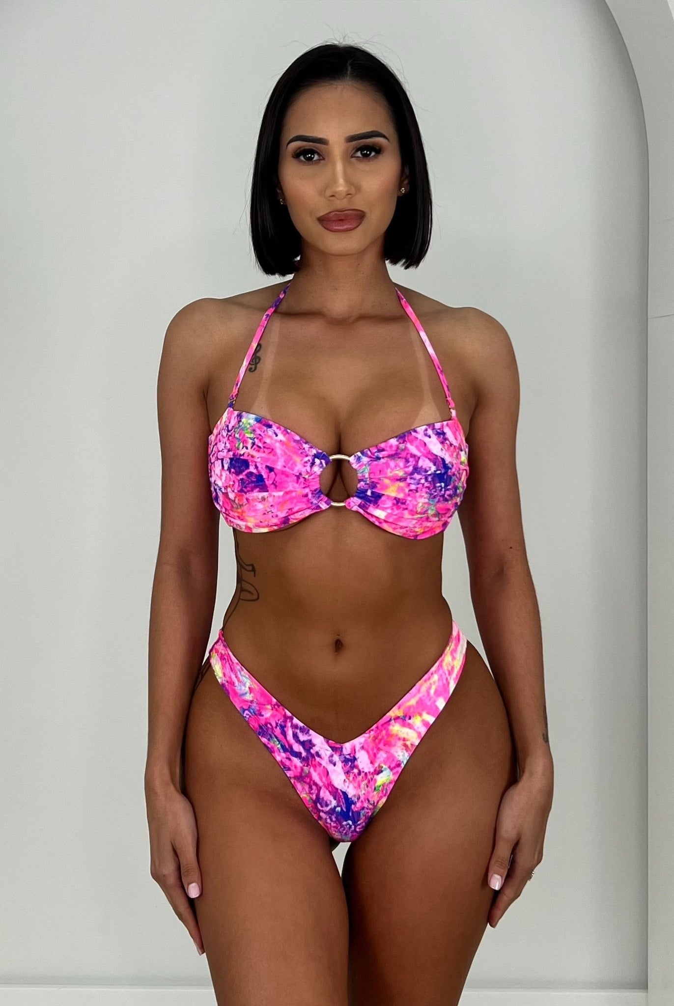 FANTASIA Y CUT BOTTOM - Berry Beachy Swimwear