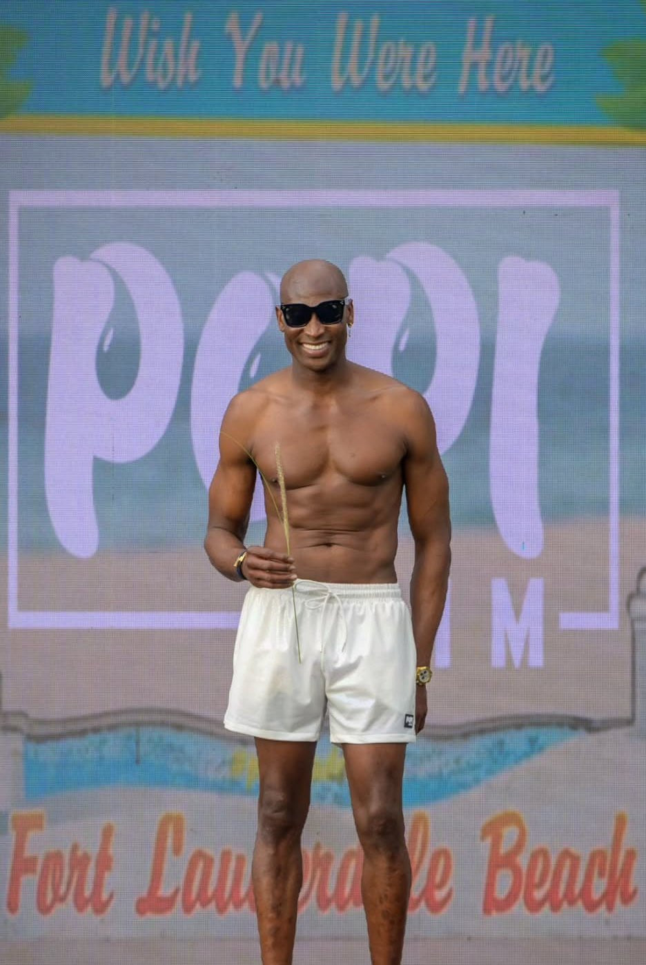 ISLAND VIPER TRUNKS 5.5" & 7.5" STRETCH - WHITE - Berry Beachy Swimwear