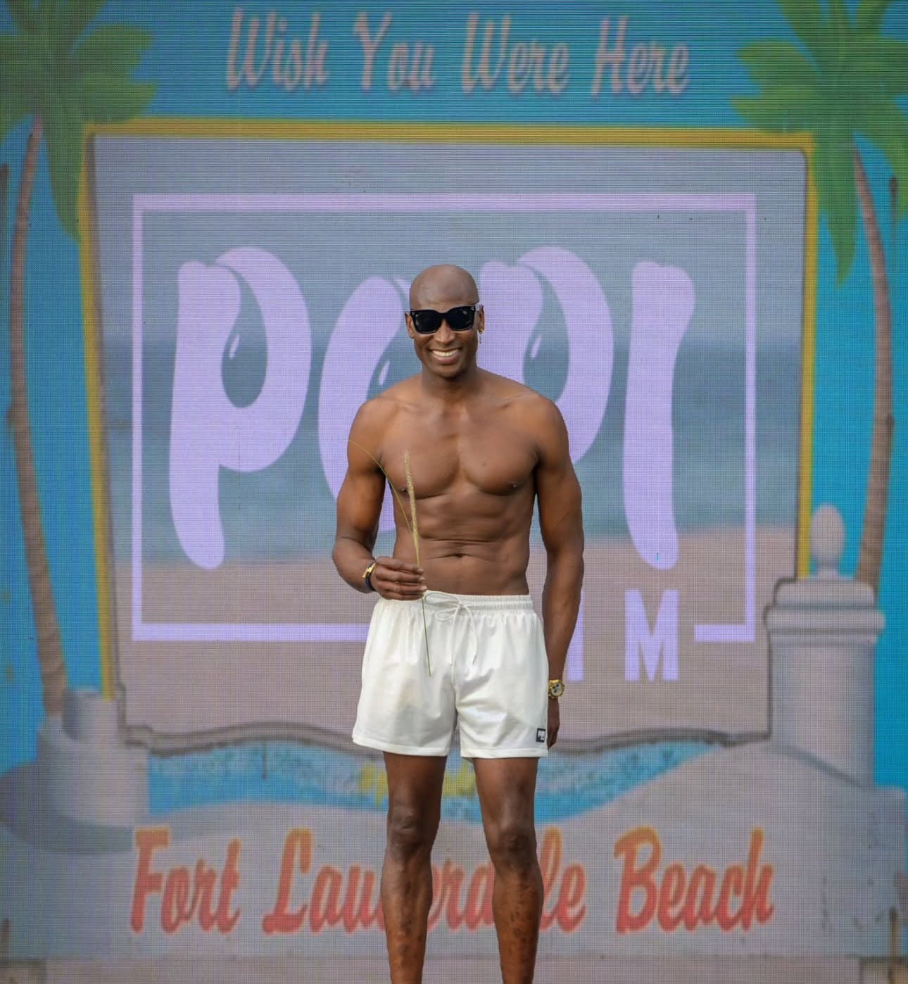 ISLAND VIPER TRUNKS 5.5" & 7.5" STRETCH - WHITE - Berry Beachy Swimwear