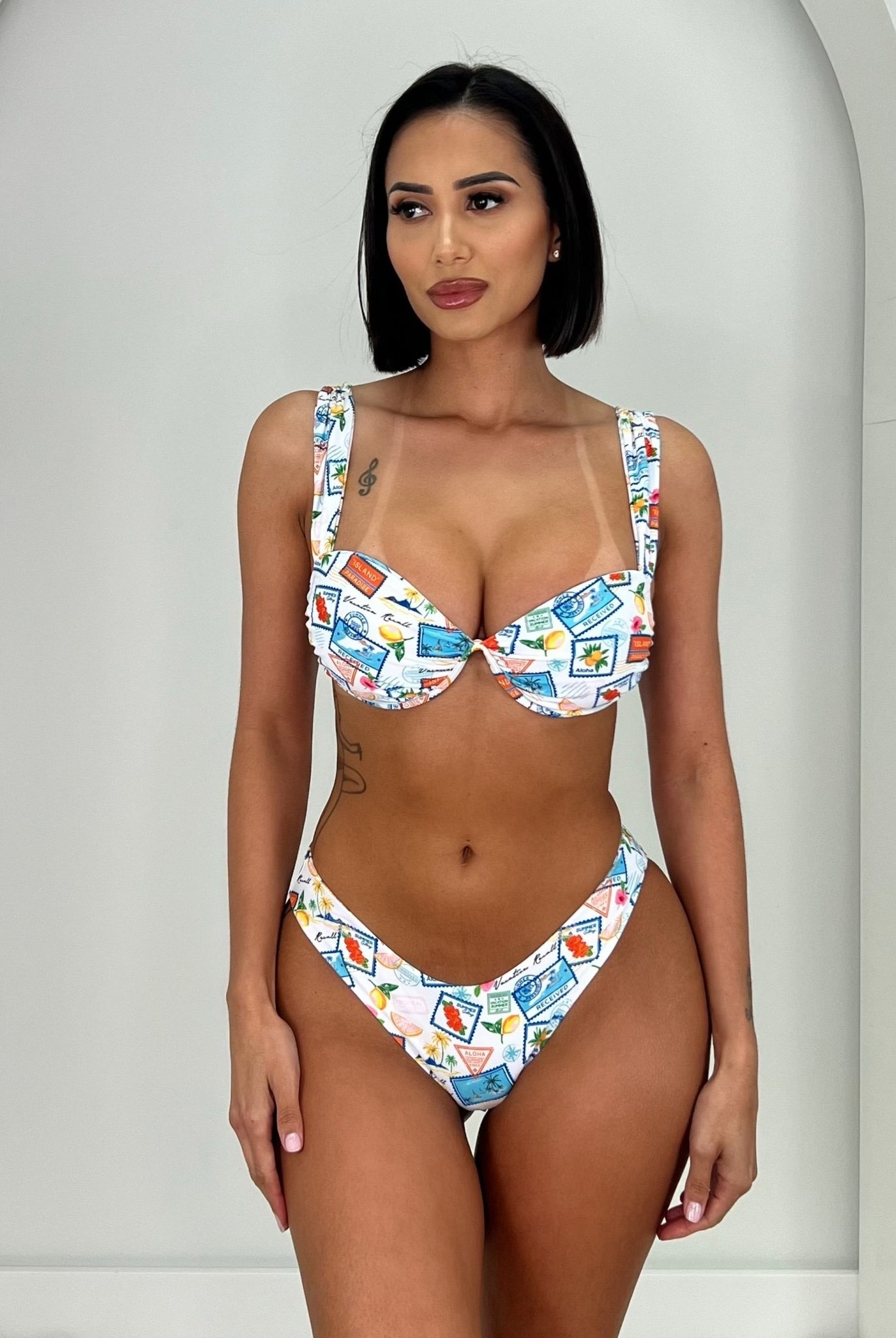 ISLANDER MODERATE CHEEKY BOTTOM - Berry Beachy Swimwear