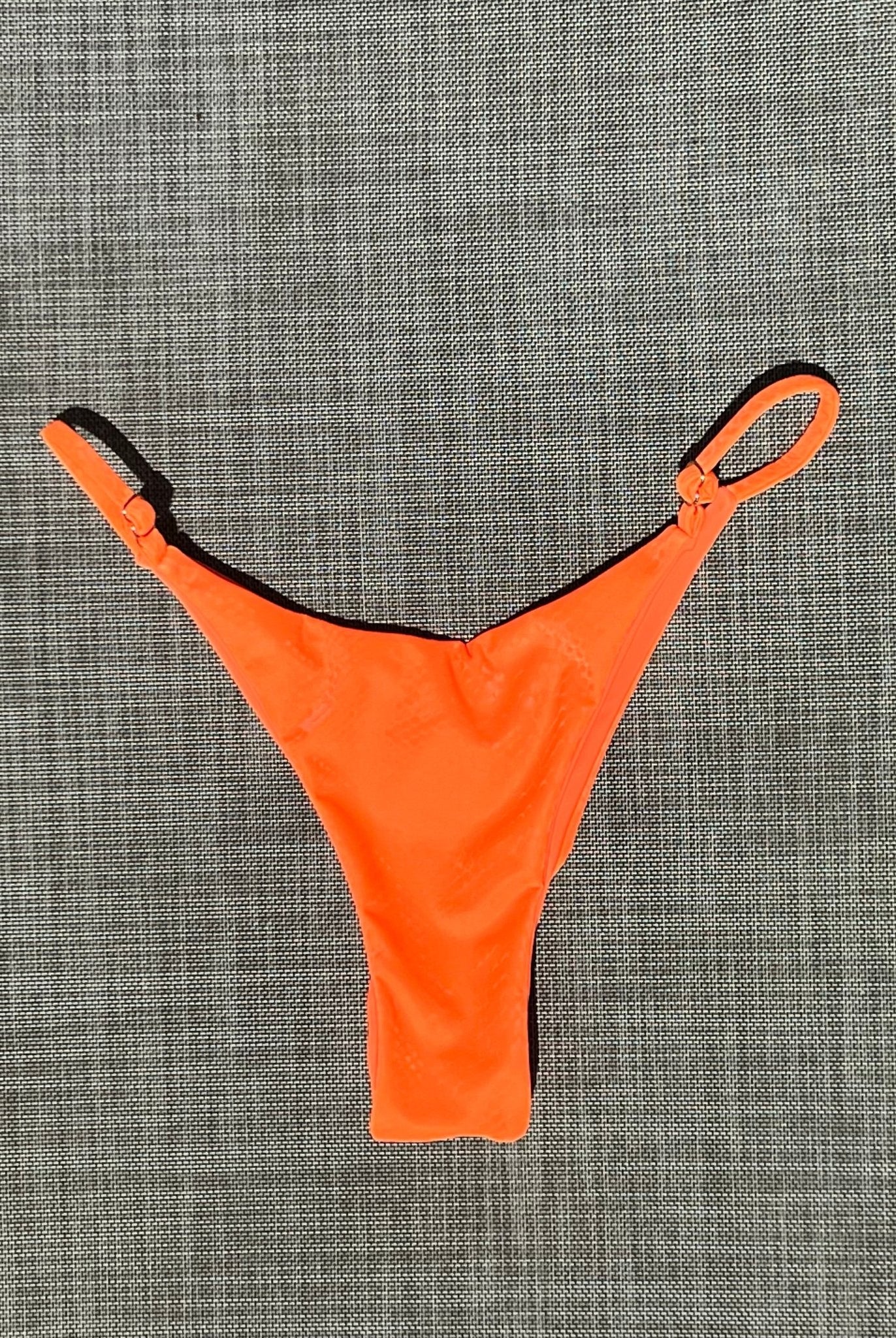 SLYTHER CHEEKY SCRUNCH BOTTOM ORANGE - Berry Beachy Swimwear