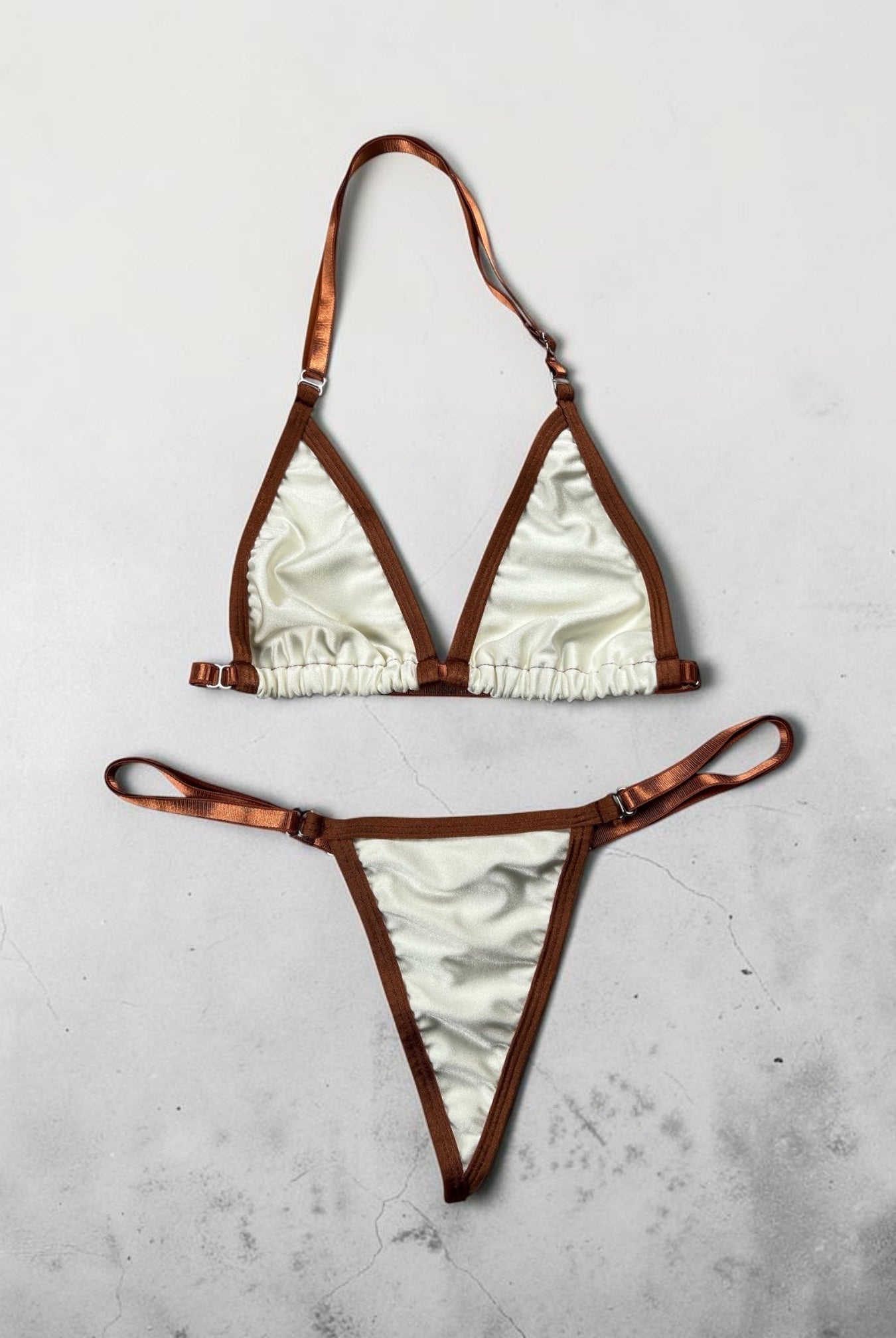 SUN KISSED TANNING BIKINI SET - BRONZED COCONUT - Berry Beachy Swimwear