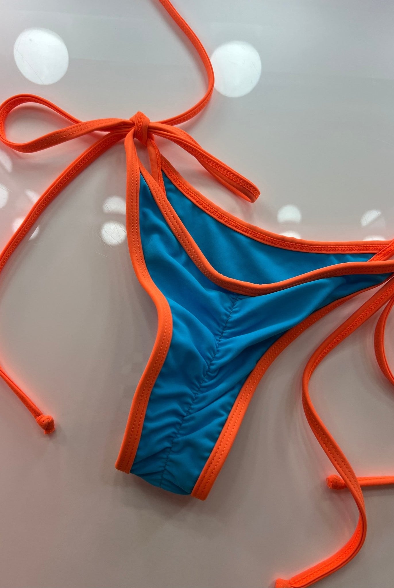 TULUM NEON CHEEKY SCRUNCH BOTTOM - FANTA - Berry Beachy Swimwear