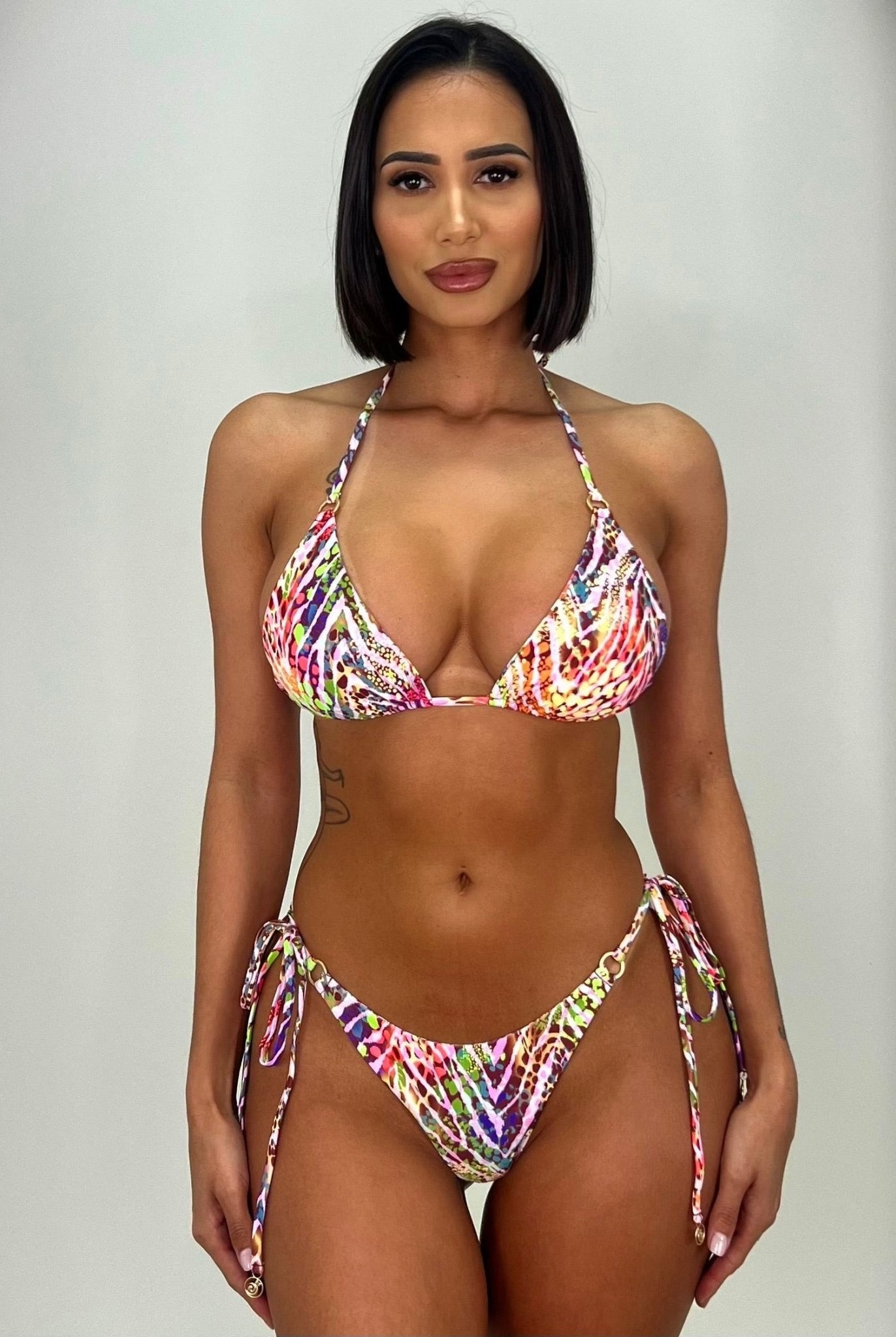 ZANZIBAR CHEEKY SCRUNCH BOTTOM - Berry Beachy Swimwear