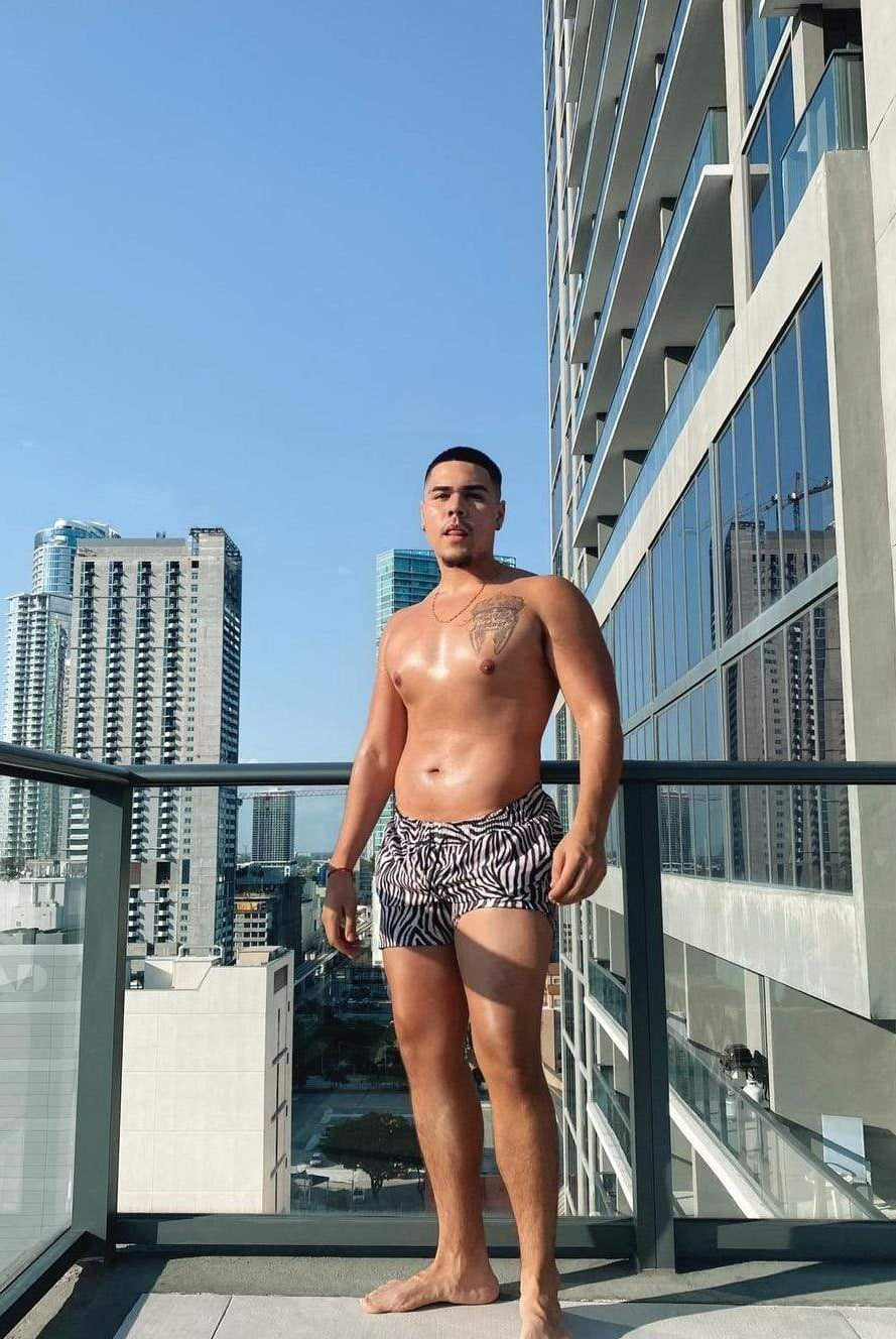 ZEKE MEN TRUNKS 5.5" & 7.5" STRETCH - Berry Beachy Swimwear