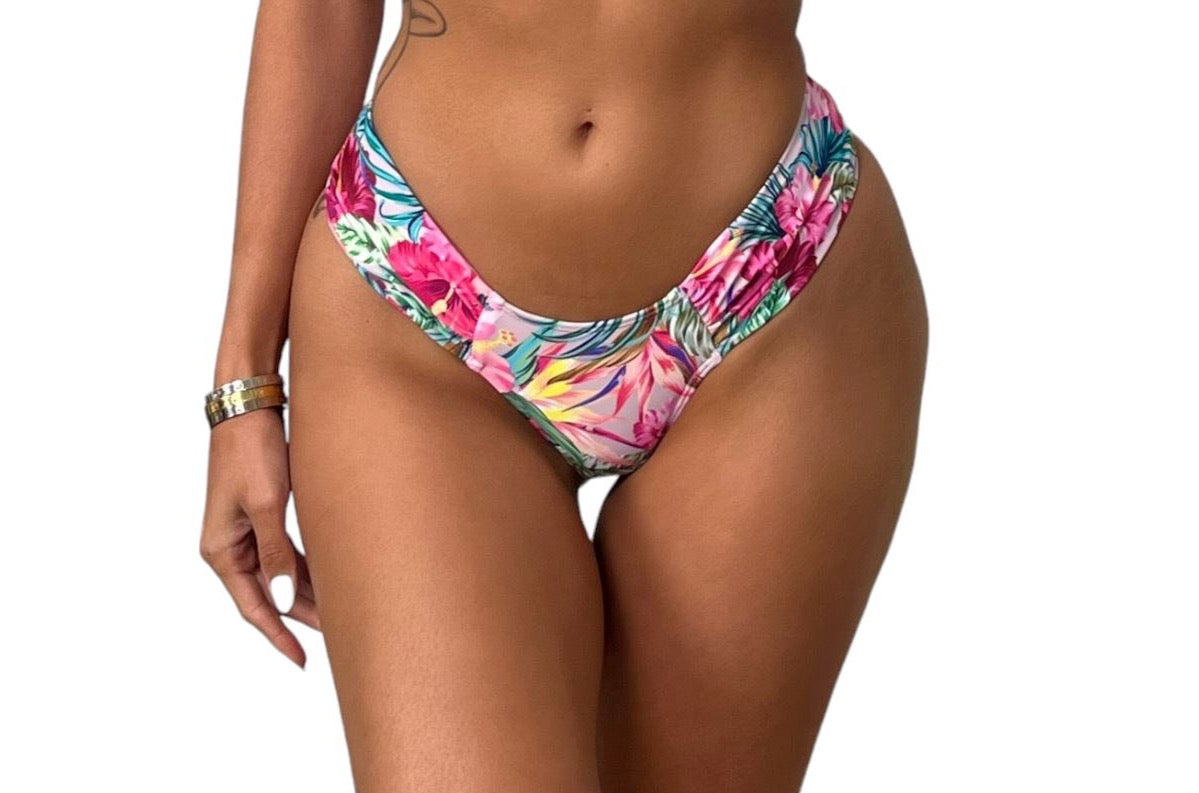 TAHITI RUCHED BOTTOM - Berry Beachy Swimwear