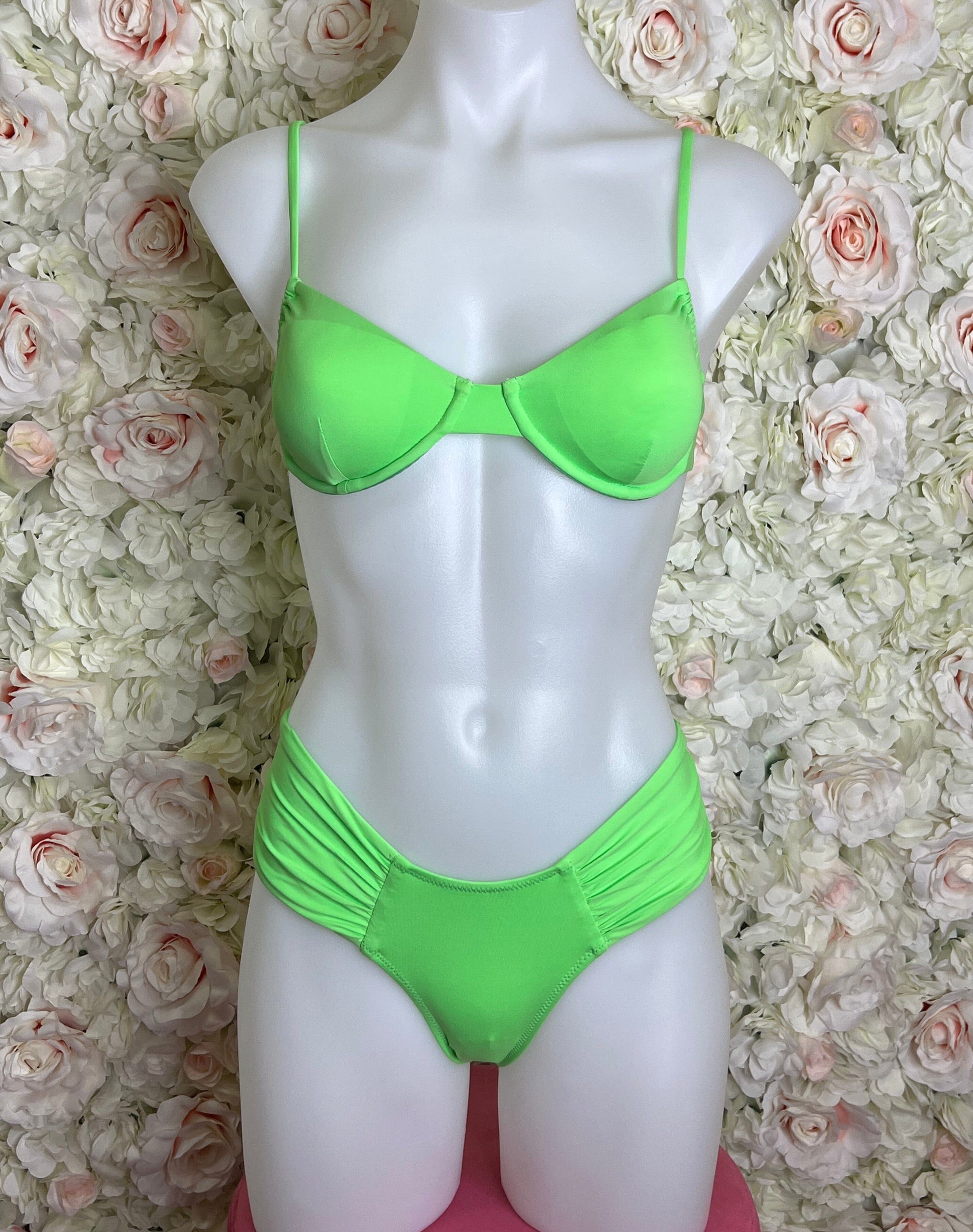 SAMPLE 13 - Berry Beachy Swimwear