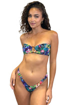 MAUI SCRUNCHIE V BOTTOM - Berry Beachy Swimwear