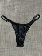 SLYTHER CHEEKY SCRUNCH BOTTOM BLACK - Berry Beachy Swimwear