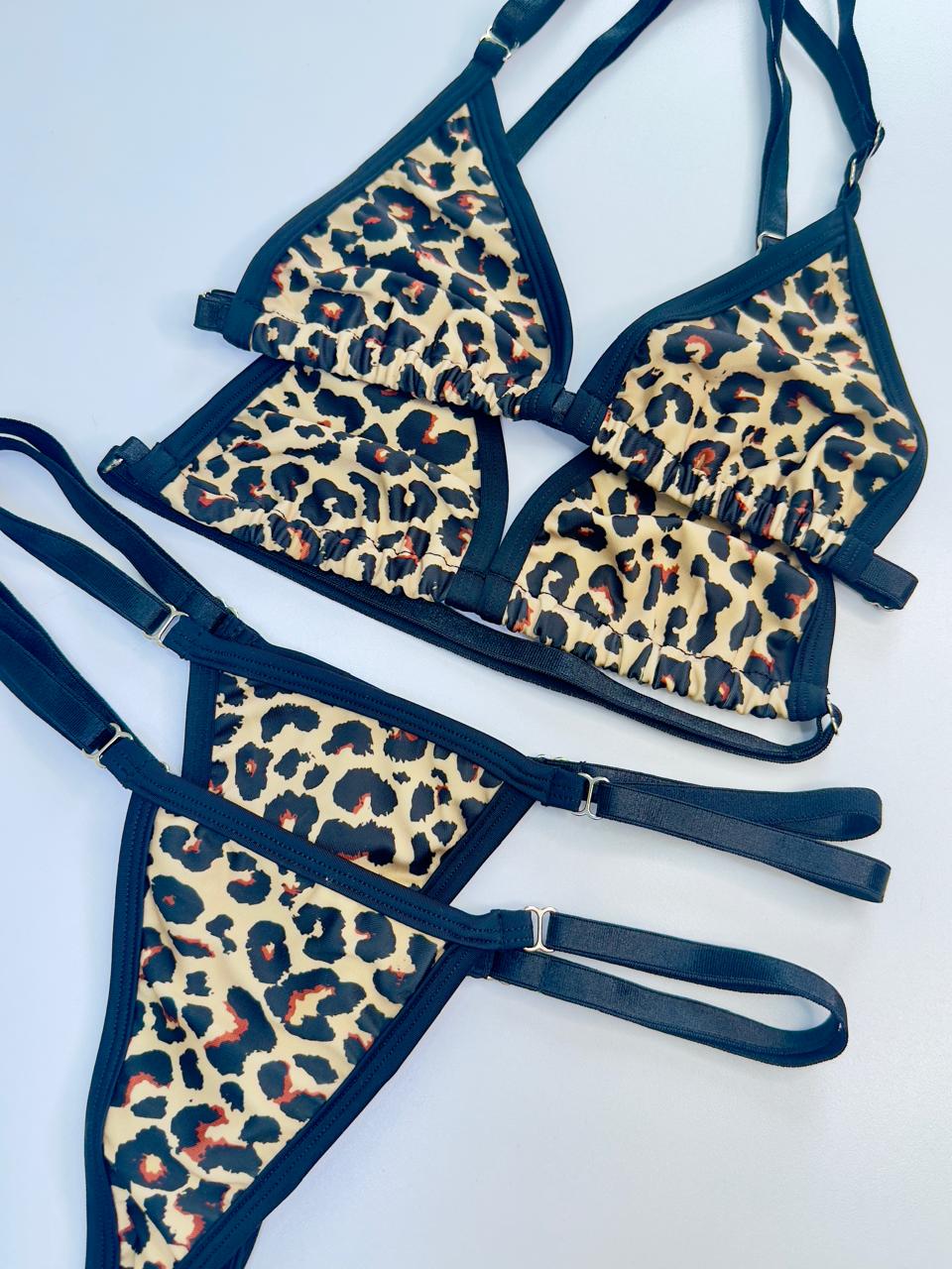 SUN KISSED TANNING BIKINI SET - GOLDEN LEOPARD - Berry Beachy Swimwear